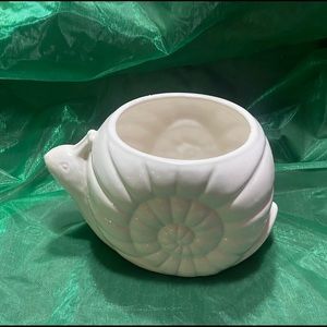 Snail planter decor flower holder vintage guc